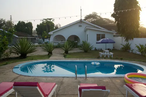 The Cool Villa Guest House - Хоумстей