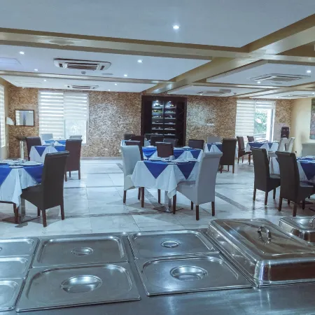 Fullmoon Hotels Owerri