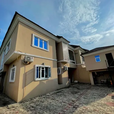 Geminge Shortlets and Apartments