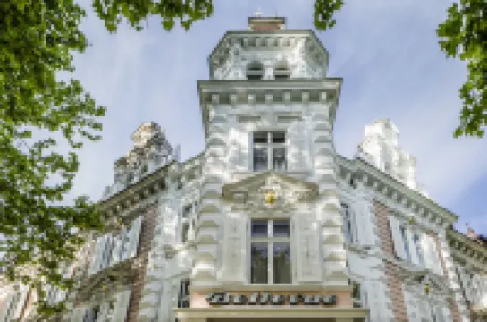 โรงแรมแกรนด์ เบลล์วิว - สำหรับผู้ใหญ่เท่านั้น