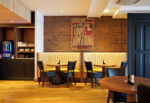 Kyriad Creteil - Bonneuil sur Marne Over view