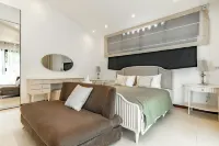 Villa Andre by VillaCarte Отели в г. Най-Харн-Бич