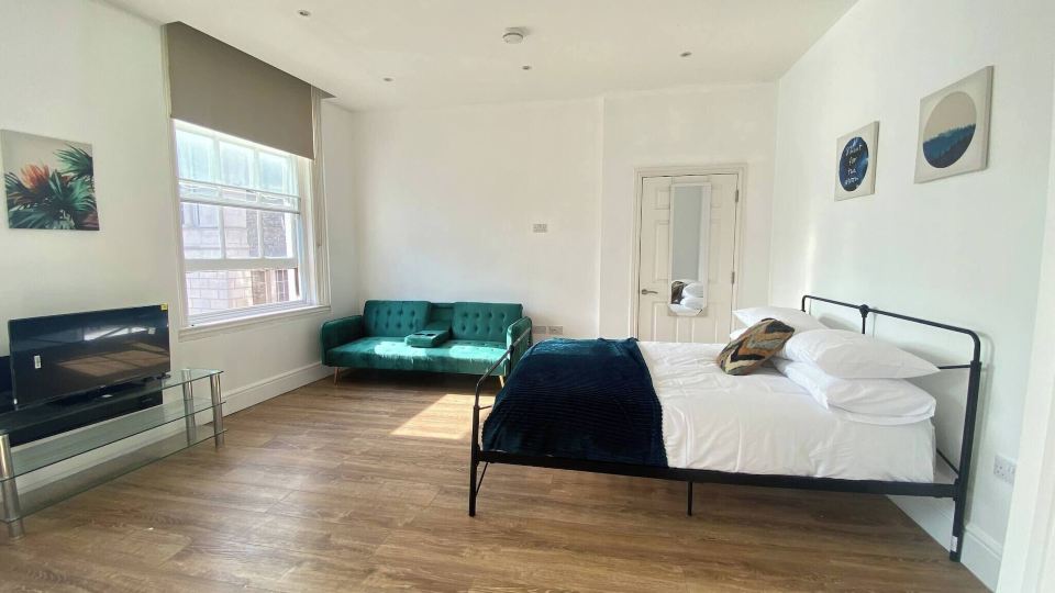 The Essex Atelier Studio Flat 2