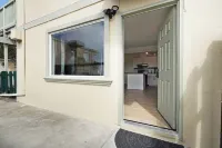 Mountain View 2BR Retreat with Private Deck Hotels in Pacifica