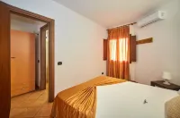 Porto Antigo Holidays Hotels in Santa Maria