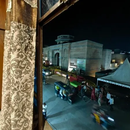 Kailash Pati Guest House