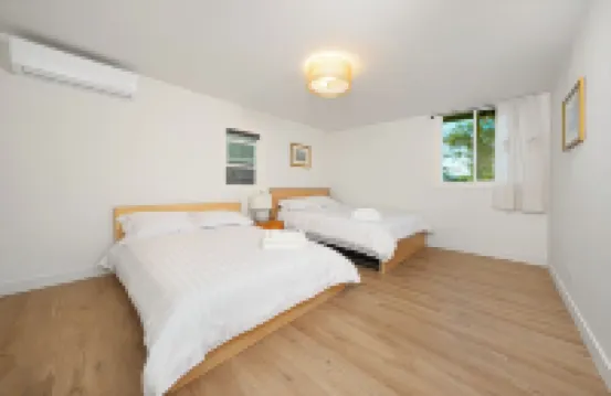 Charming studio with WiFi and AC in welcoming Rosemead Hotels near Monterey Park Historical Museum