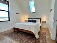 Luxury 3-bdr A-Frame on 35 acres with Mountain Views, Westcliffe, CO Hotels in Custer County