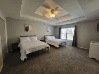 Texas-Sized Comfort w/ Pool Near DHR- Sleeps 14