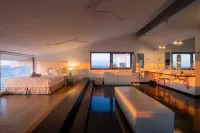 Icarus Luxury Beachfront Villa