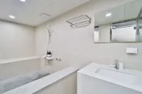 YTT Hotel