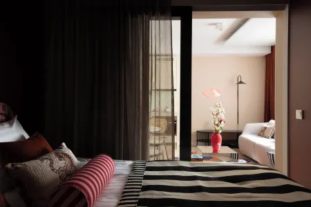 Noli Herttoniemi Отели в г. Хельсинки