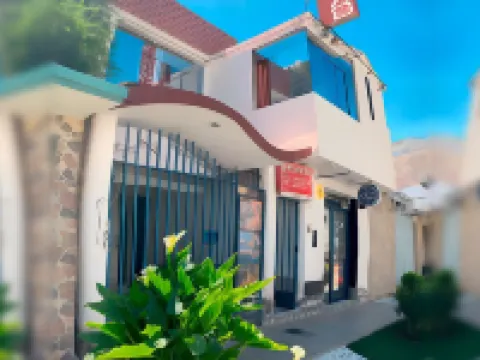 Sta. Lucia 223 Hotels near Parque de la Identidad Huanca