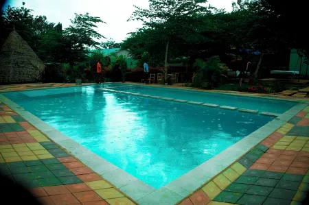 Royal Wonders Hotel Отели в г. Моши