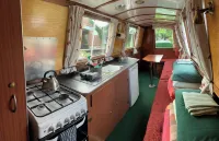 Canal Cove Retreat in Stone Hotels in Yarnfield
