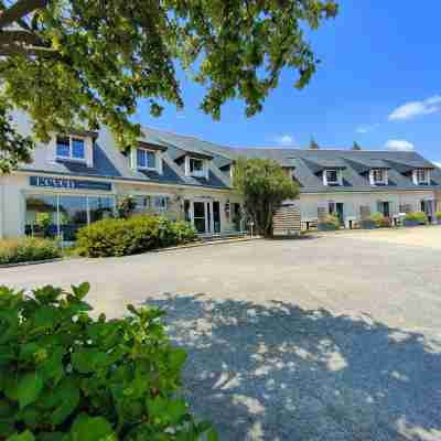 Hôtel Restaurant La Voile Bleue Hotel Exterior