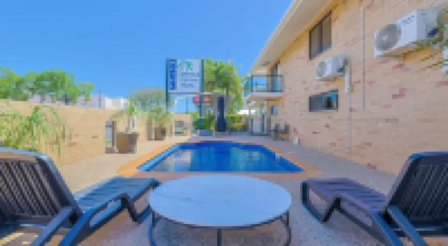 Emerald Central Palms Motel