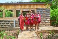 Mara Big Five Lodge Hotels in Serena