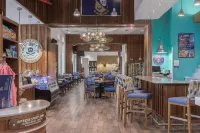 Holiday Inn Resort PENSACOLA BEACH GULF FRONT by IHG - Baarit