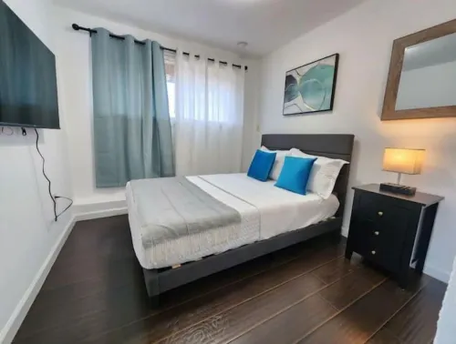 Cozy College Park Duplex @Lake Fairview. Sleeps7