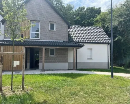 Shell and pre-salt house 索姆河畔聖瓦萊里酒店