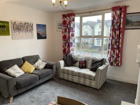 Lovely 1 bed flat in quiet Wimbledon