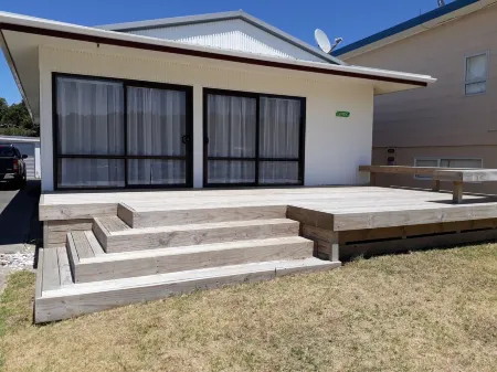 Dream Location, a place to relax with family Отели рядом с достопримечательностью «Tasman Holiday Parks - Waihi Beach»