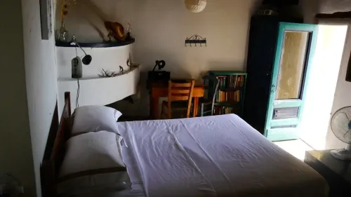 Little Yellow House With Beautiful Sea View Hotels in Sporades