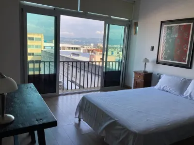Loft with parking Centro Vivo Zone 1 Downtown Guatemala City Hôtels à : Zone 1