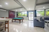 18 Bedroom PRIVATE HOME Jaco Beach, 5-Year of Excellence, VIP Concierge Services