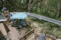 Storybook House in Prime Catskills Location 5 Min to Town/10 Min to Hudson River Hotels near Saugerties / Woodstock KOA Journey