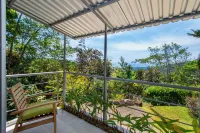 Outstanding ocean view, 4 bdr, jungle villa!