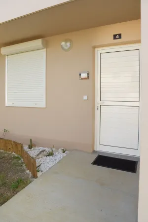 Charming, comfortable villa in a private residence