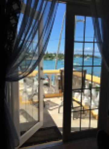 Welcome To Paradise 'AAA' - OCEANFRONT Private Romantic Getaway! Hotels in Sandys