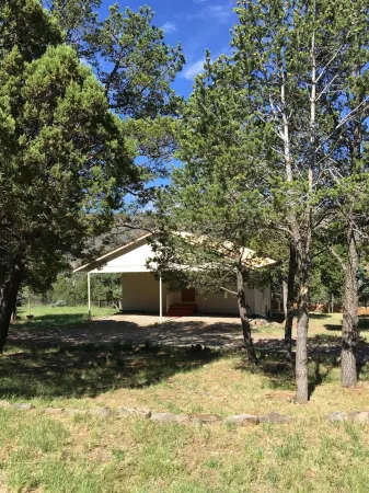 Ski House in Enchanted Forest-2 miles from Ski Apache road