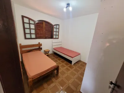 Chacará a 65 KM de Sâo Paulo, Piscina e Churrasqueira Para um fim de Semana Hotels near Kadampa Meditation Center Brazil