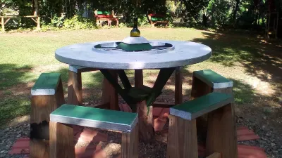 Eco-Rustic Museum House & Art Stage between two beaches โรงแรมใน