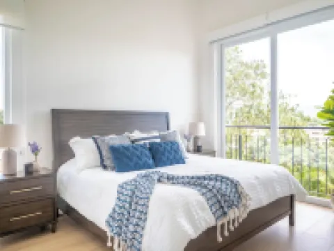 Stylish Apartment w/ Workspace, Pool & Gym Hotels in San Rafael