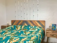 HomeOnTheLava~ Ocean & Volcano Views ~Sleeps 8 ~ Momma’s Oasis Hotels near Mauna Loa Lookout