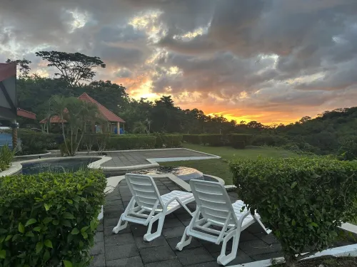 Perfect Private Family Friendly Villa - Stay Here While Exploring Guanacaste