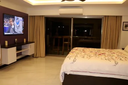 One bedroom condominium 506 Отели рядом с достопримечательностью «Building 2122 Post Headquarters»