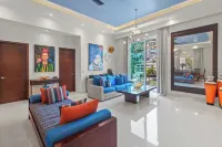 V399 PH4 - STUNNING 2 BDRM 2.5 BATH - BOUTIQUE BUILDING - ZONA ROMANTICA'S BEST!