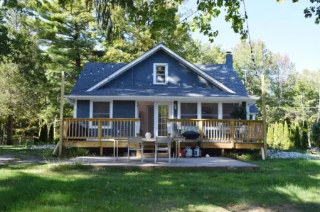 Cozy Pocono Retreat-Modern 3 bed