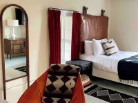 Dickson Casita - Private Guesthouse in Marfa, Texas โรงแรมในมาร์ตา