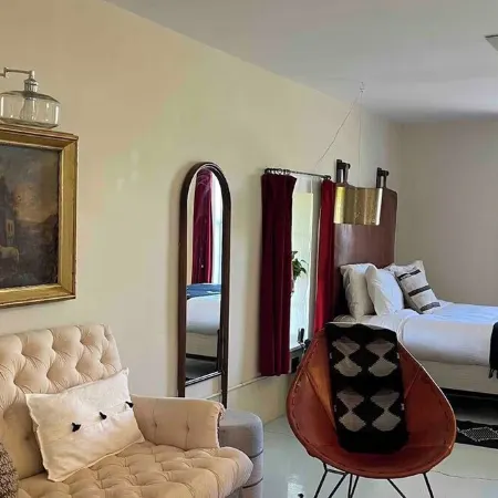 Dickson Casita - Private Guesthouse in Marfa, Texas