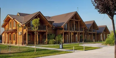 Golden Fish Group Отели в г. 