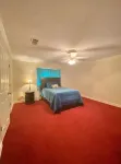 Beautiful house in esteemed cul-de-sac Hotels near Irene's Lounge