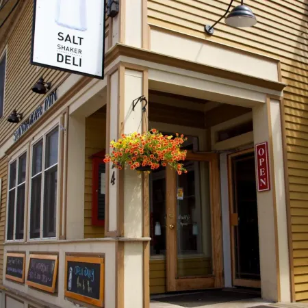 Salt Shaker Deli & Inn