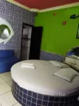 德瓦內尤斯旅館