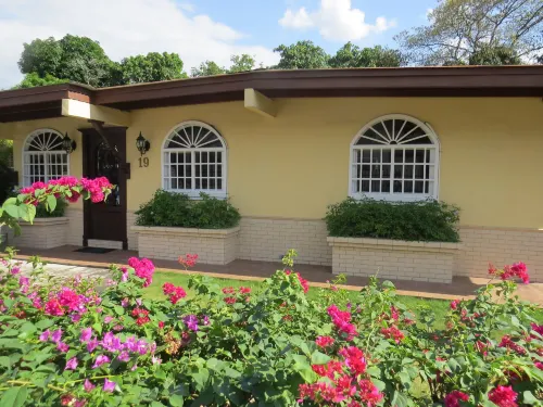 Sofia's B&B Hostal Boutique Hotels in Ancon